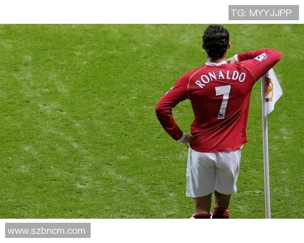 足球百大巨星的传奇故事与辉煌瞬间全景回顾 足球百大巨星的传奇故事与辉煌瞬间全景回顾